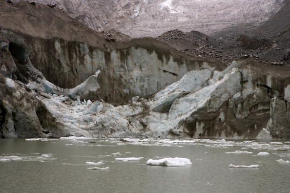 Melting Peru Glaciers Threaten Water Crisis