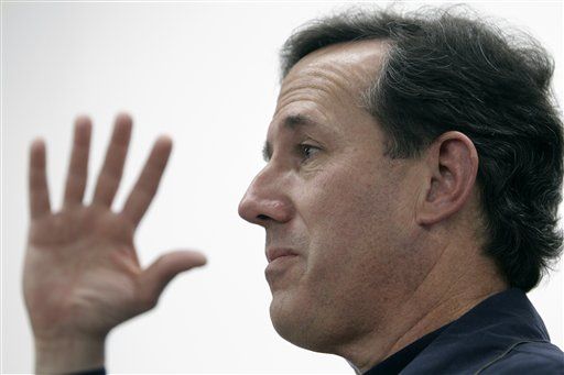 Santorum Sees Big Rise in Latest Iowa Poll