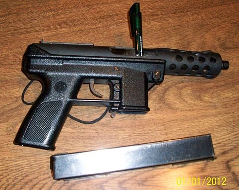 Cops: Man Packed Loaded Machine Gun on NYC Subway