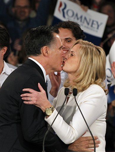 Romney Still Poised for Big NH Win