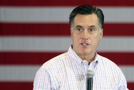 'Mexican Mitt' Rips Romney on Twitter