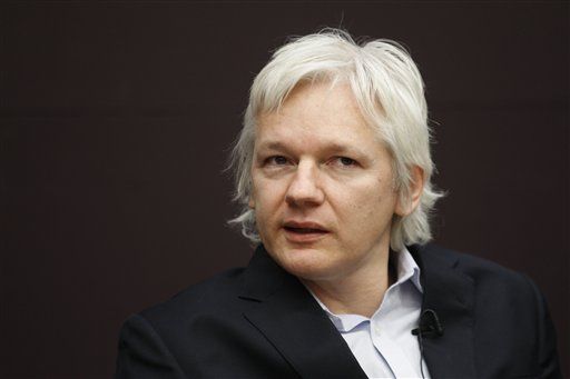 Assange Says He's Hosting a Talk Show