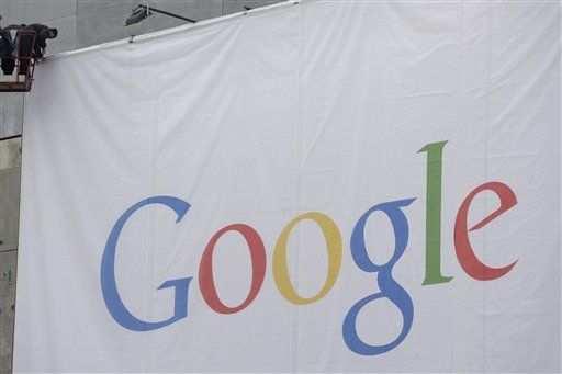 Google, Facebook Yank Content as India Cracks Down