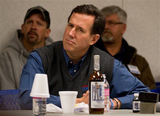 Santorum Releases 4 Years of Tax Returns