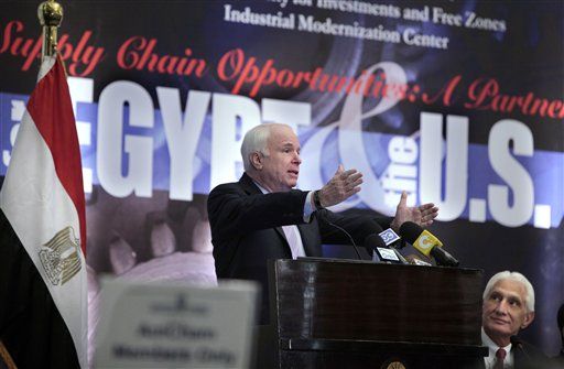 Senators McCain, Graham Push to Arm Syrian Rebels