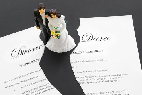 Texas Lawyers Fight Divorce-by-Form