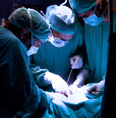 Docs Perform First Quadruple Limb Transplant