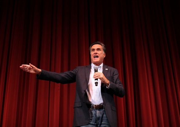 Bevy of Consultants Drive Romney's Fundraising