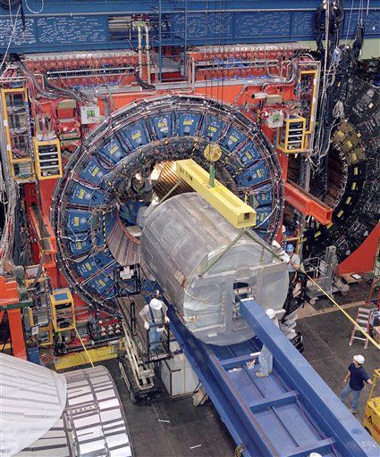 Fermilab Closes In on Higgs Boson