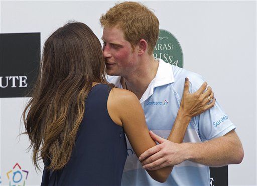 Prince Harry Fosters World Peace—With Beach Volleyball