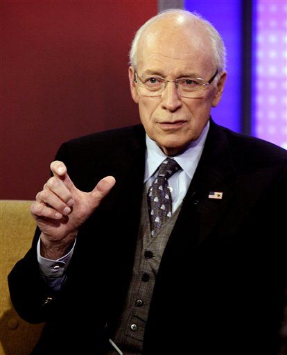 Dick Cheney Has Heart Transplant