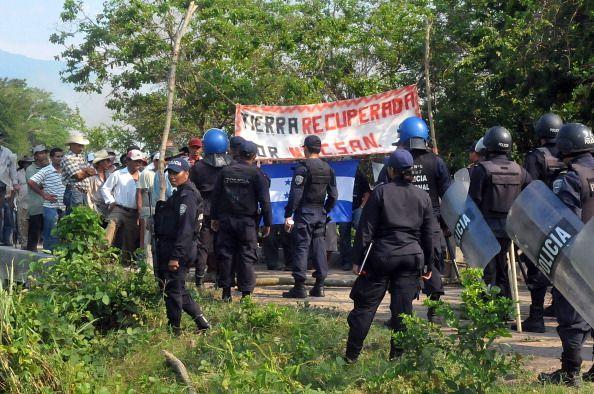 Farmworkers Seize Land in Massive Honduras Protest