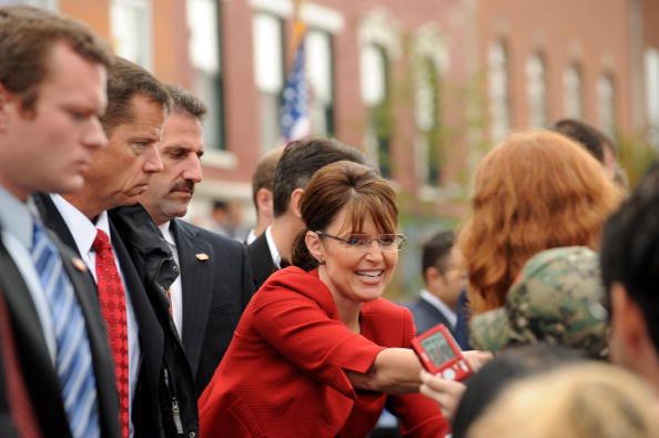 Axed Agent Joked About 'Checking Out' Sarah Palin
