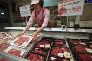 S. Korea Stores Yank US Beef Over Mad Cow