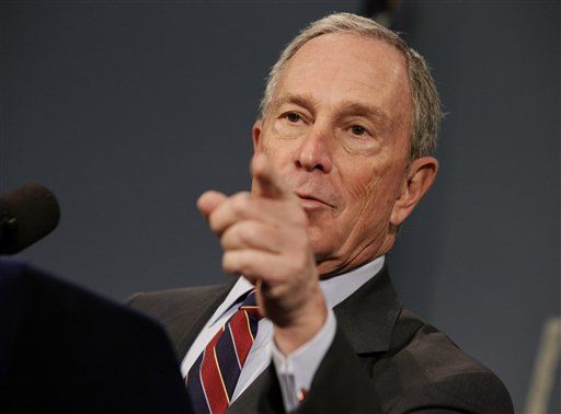 Bloomberg: Feds Should Makes Cities Take Immigrants