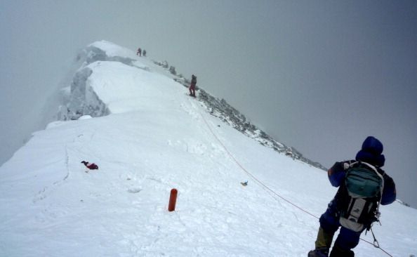 Rescuer Describes Horror on Everest 'Death Zone'