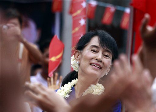 Suu Kyi Leaving Myanmar on Historic Trip