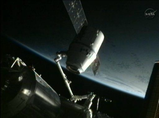 SpaceX's Dragon Heads Back to Earth