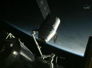 SpaceX's Dragon Heads Back to Earth