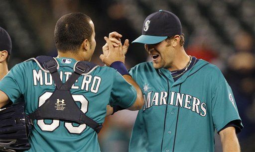 Mariners Join History: 6 Pitchers, 1 No-Hitter