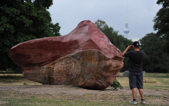 Venezuela to Germany: Give Us Back Our 35-Ton Rock