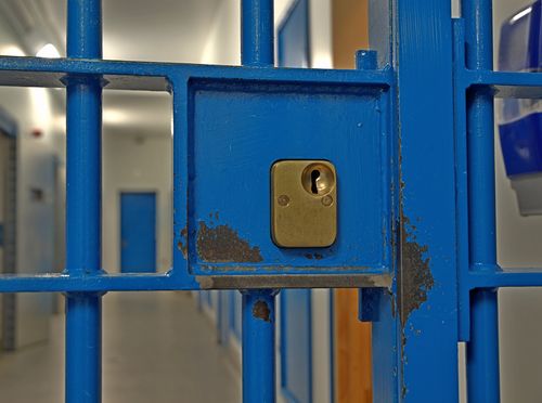 Atlanta Jail to Inmates: Bust Through Locks, Win Food