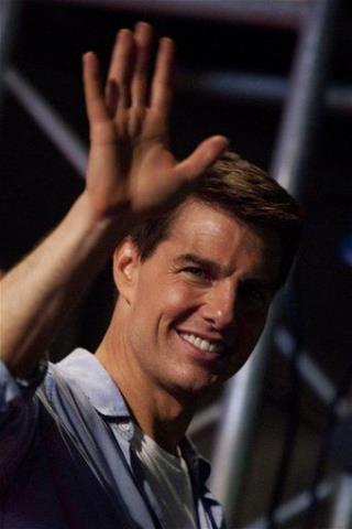 Why Tom Cruise Puts Bird Poop on His Face