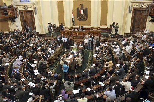 Egyptian Parliament Defies Court, Convenes