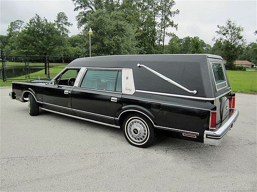 Hearse Driver Dies En Route to Funeral