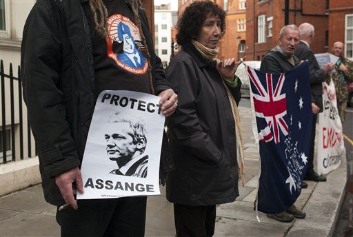 Assange Rips Obama in Address to UN