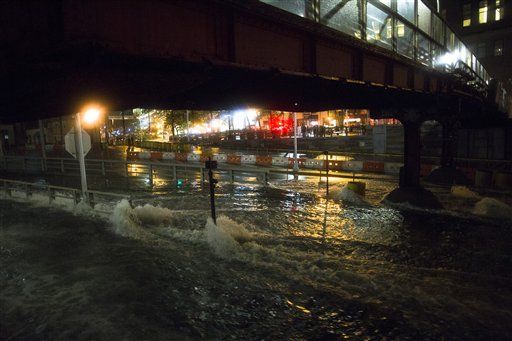 Sandy Leaves 16 Dead, Millions Without Power