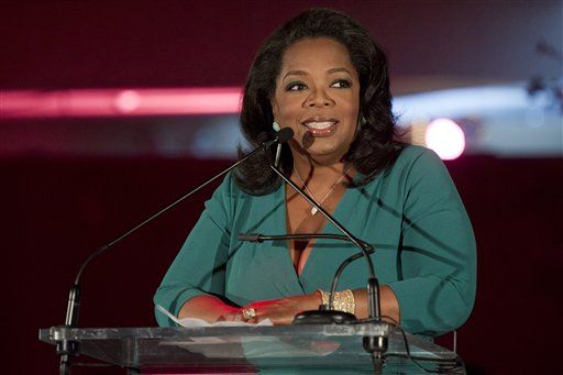 Oprah Plugs the Microsoft Surface ... From Her iPad