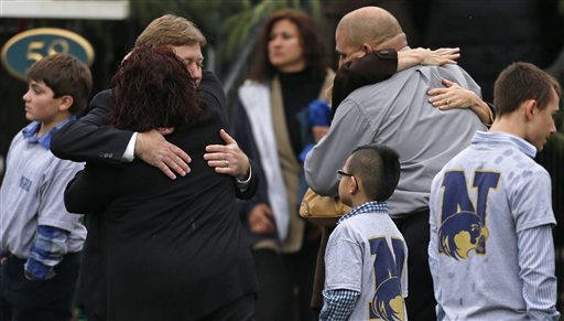 Newtown Holds First Funerals for the Victims