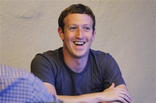 Zuckerberg Gives $500M to Health, Education Charity