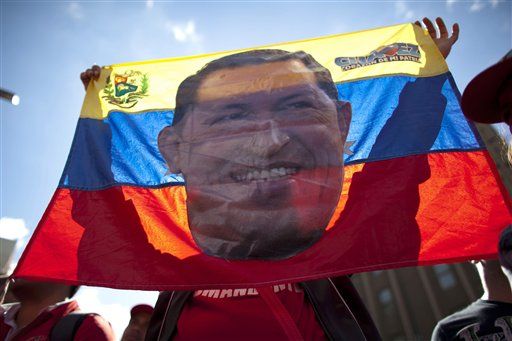 Chavez 'Signs' Decree— From 1.3K Miles Away