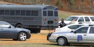 Cops Pass Toys, Meds to Alabama Hostage