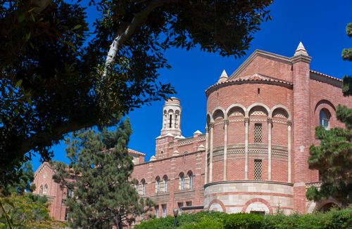 UCLA Sets College Application Record