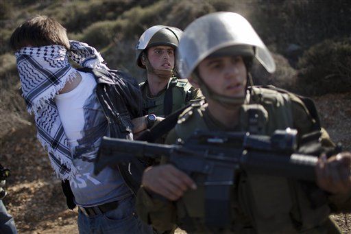 Israel Arrests 25, Including Palestinian Lawmakers