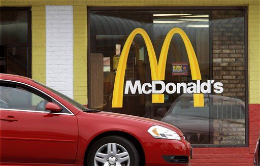 McDonald to Test Serving Food on (Gasp!) Plates