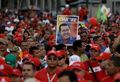Chavez Getting 'Difficult' Alternative Cancer Treatments