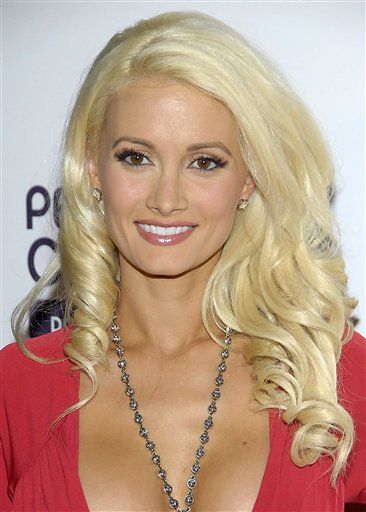 Holly Madison Slaps at Baby-Name Haters
