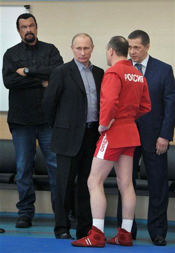 Latest Bizarre BFFs: Putin, Steven Seagal