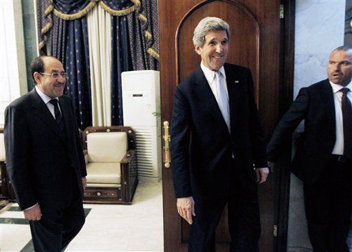 Kerry to Iraq: Stop Weapons to Syria