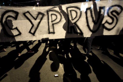 As Deadline Looms, Cyprus Prez Threatens to Quit