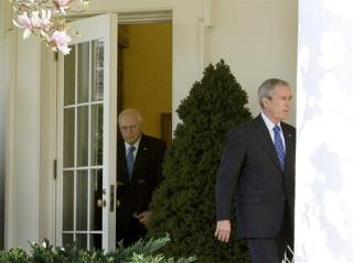 Domestic Spying Probe Reaches West Wing
