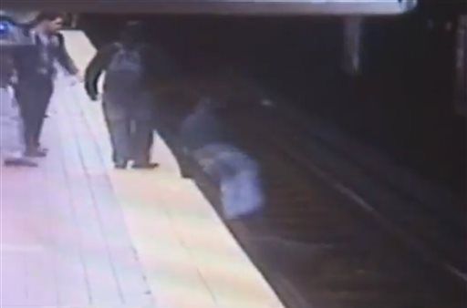 'Hero' Ex-Con Saves Guy From Train