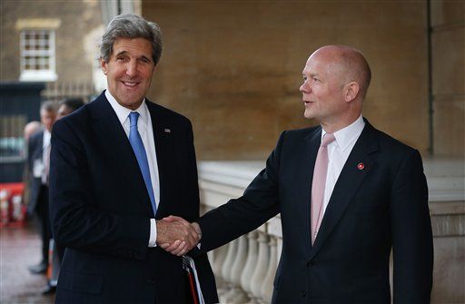 US, EU Ready to Step Up Aid to Syrian Rebels
