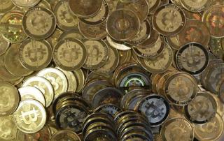 Bitcoin Exchange Halts Trading After Big Selloff