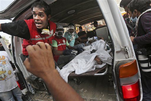Bangladesh Collapse Toll Nears 300
