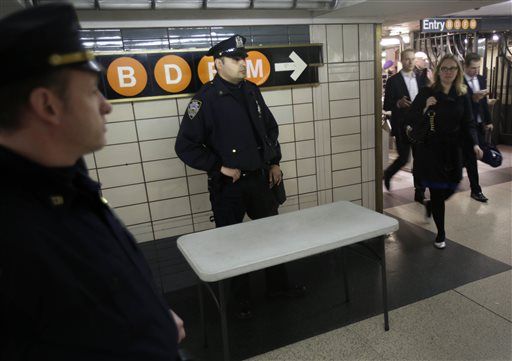 New York Shuts Down Subway Over Teen Fugitive